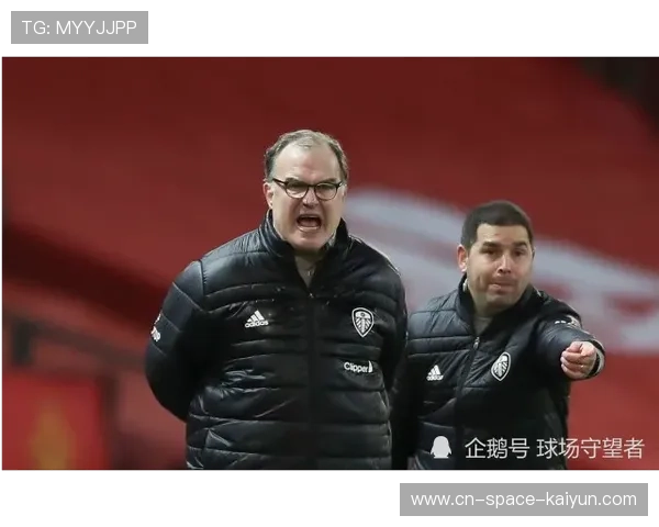 阿尔梅里亚换帅后首训 新帅强调高位逼抢战术 阿尔梅里亚换帅后首训 新帅强调高位逼抢战术